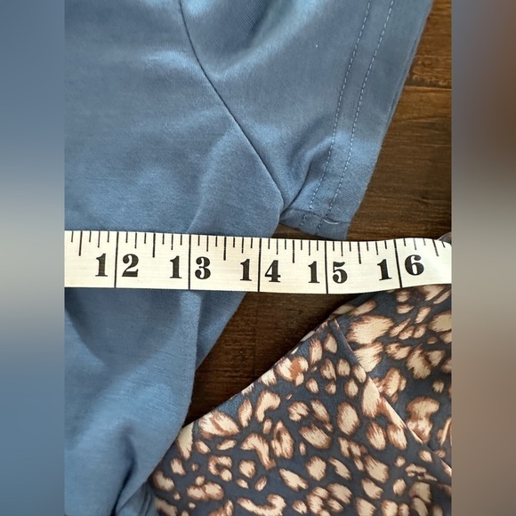 Shein Short Sleeve Wrap Top and Skirt Small - Picture 9 of 9